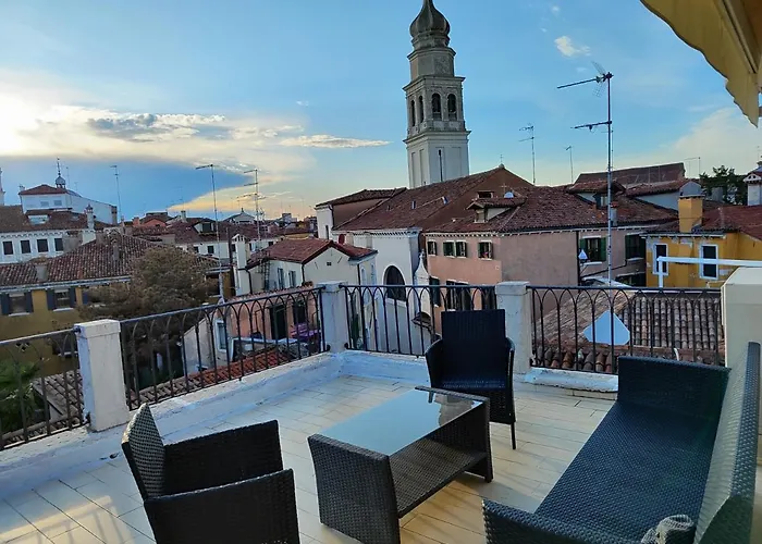 Venice Holiday Terrace